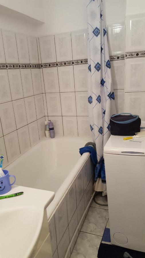 Apartament Cu 2 Camere Spatioase In Centrul Orasului - Andrei 브러일라 외부 사진